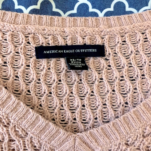 American Eagle, XS, pink pullover sweater - Picture 2 of 3